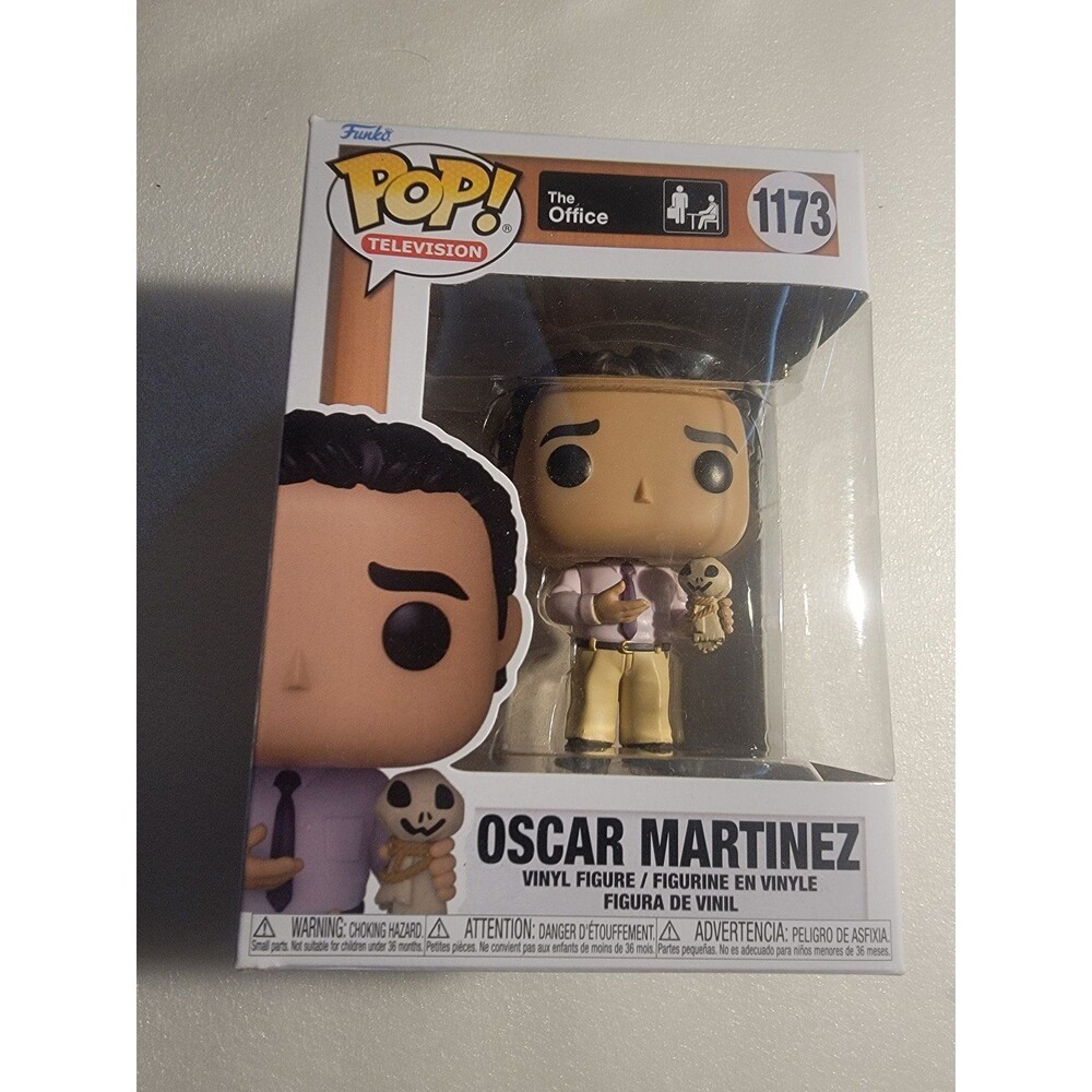 Television - The Office - Oscar Martinez with Scarecrow #1173